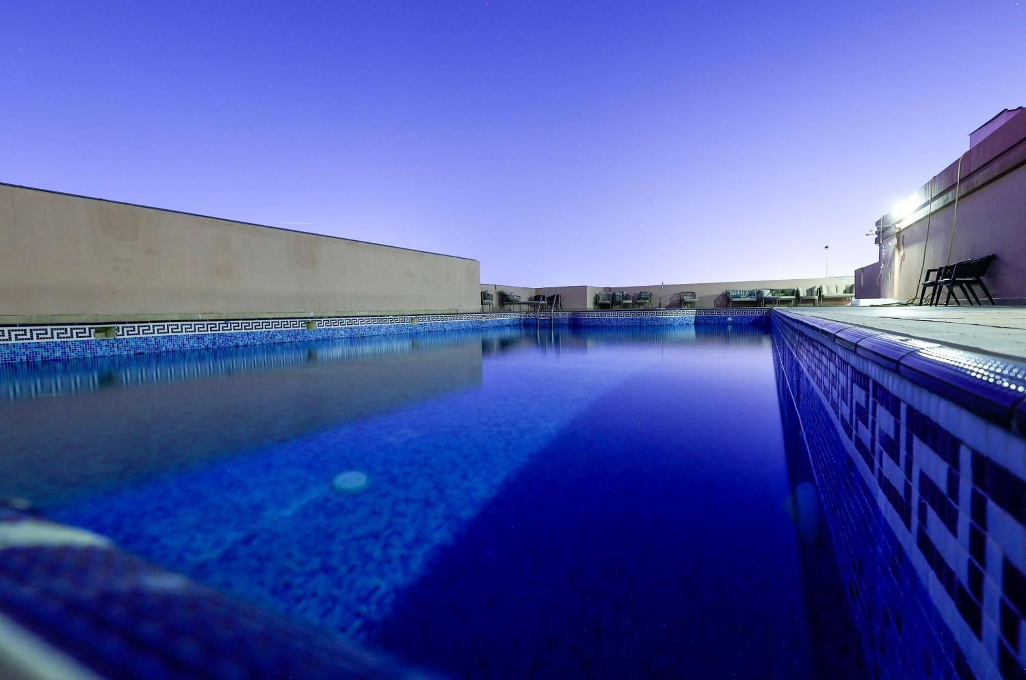 Best Western Premier M Four Hotel Dubai Exterior photo